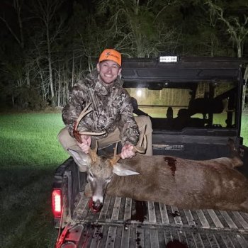 Alexander Warren with a 223 lb 8 point.